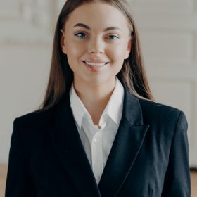 young-smiling-bussiness-woman-looking-at-camera-an-2021-09-02-23-47-32-utc.jpg young-smiling-bussiness-woman-looking-at-camera-an-2021-09-02-23-47-32-utc.jpg